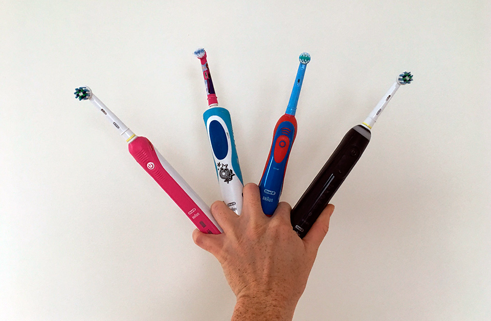 Выбор лучшей электрической зубной щетки для взрослых и детей