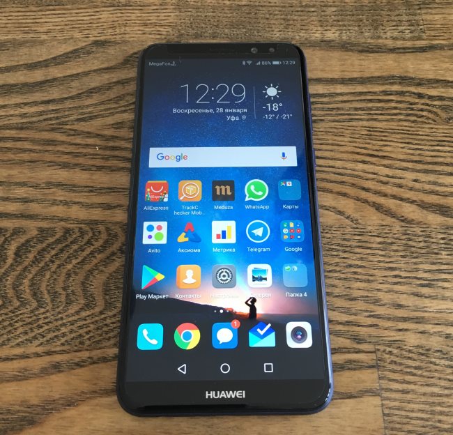 Huawei Nova 2i (он же Honor 7X)